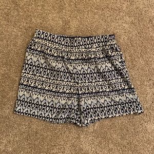 Shorts- L - Through Stitch Fix